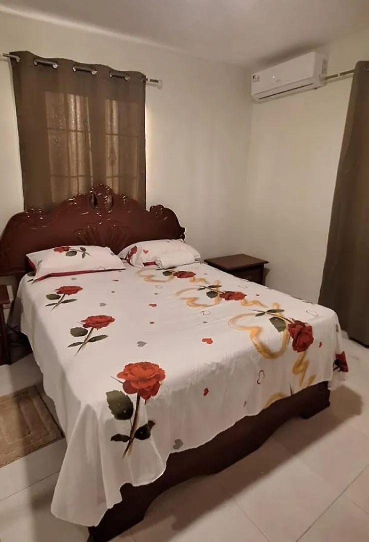 아파트 Close to the sea and airport La Caleta